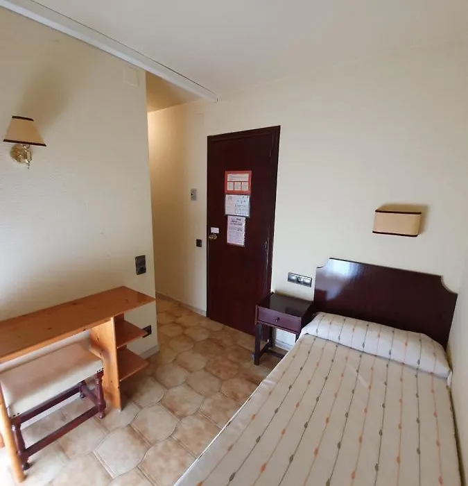 Hostal Perla-1